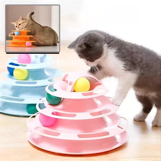 Jeux Chat - chaton gris avec la Feline Turbo Tower, Phase 2 Bleu et la Phase 2 Rose jouant avec les balles rotatives colorées