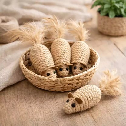 Souris pour chat en sisal avec plume vendues en pack de 4